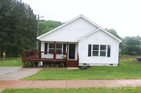 109 Upper Gateway Cir, Rutherfordton, NC 28139
