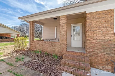 809 E 23rd Street St, Newton, NC 28658 photo 44