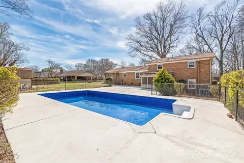 809 E 23rd Street St, Newton, NC 28658 photo 40