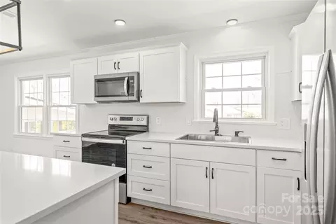 809 E 23rd Street St, Newton, NC 28658 photo 16