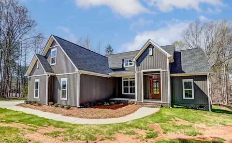4262 Brandy Creek Ct, Clover, SC 29710