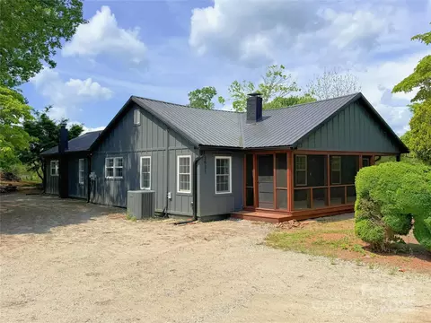 3531 Big Level Rd, Mill Spring, NC 28756