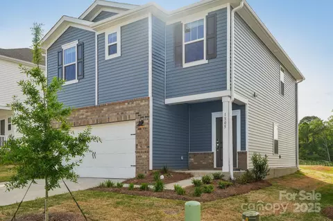 1305 31st Ne St NE, Conover, NC 28613 photo 4