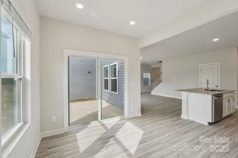 1305 31st Ne St NE, Conover, NC 28613 photo 18
