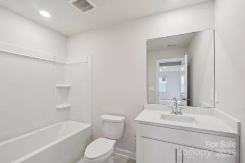 1305 31st Ne St NE, Conover, NC 28613 photo 34
