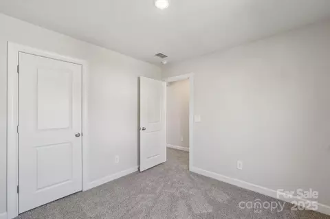 1305 31st Ne St NE, Conover, NC 28613 photo 32