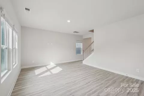 1305 31st Ne St NE, Conover, NC 28613 photo 15