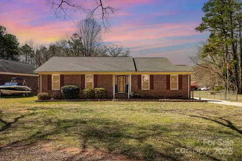 11018 Despa Dr, Mint Hill, NC 28227