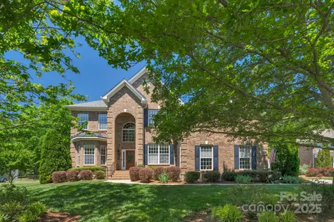 3017 Chisholm Ct, Waxhaw, NC 28173