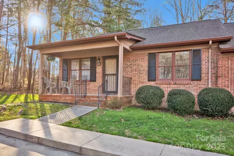 118 Ashleigh Ct, Fort Mill, SC 29715