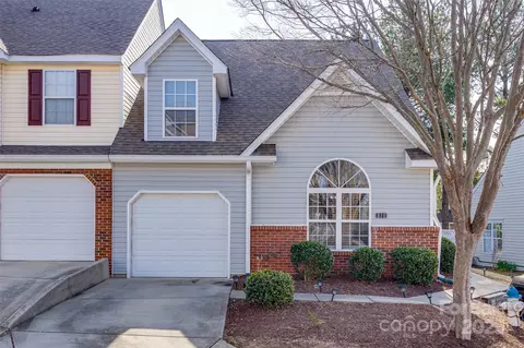 810 Rock Lake Gln, Fort Mill, SC 29715