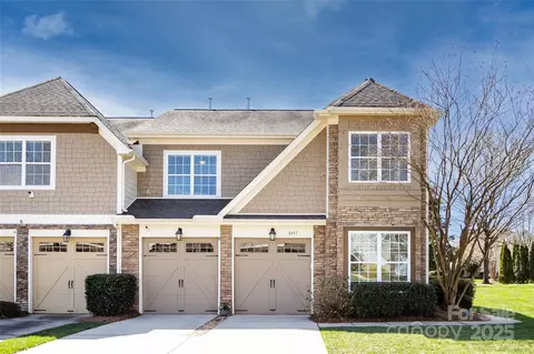 8457 Loxton Cir, Charlotte, NC 28214