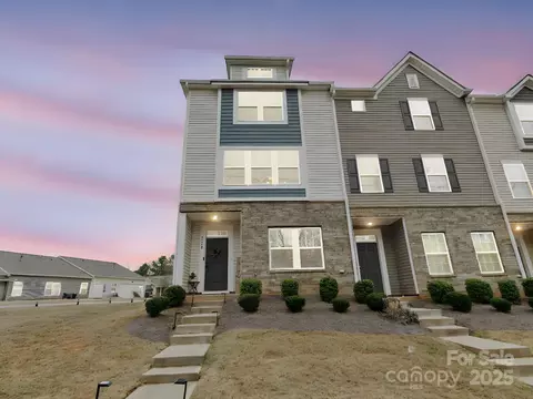 8260 Waxhaw Hwy, Waxhaw, NC 28173