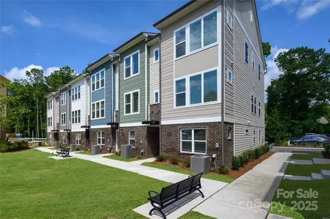 1417 Lithium Ln, Charlotte, NC 28211