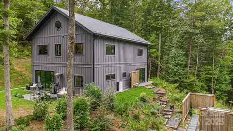 47 Webb Cove Rd, Asheville, NC 28804