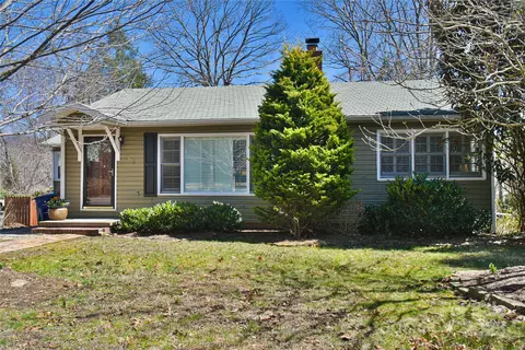 302 Montreat Rd, Black Mountain, NC 28711