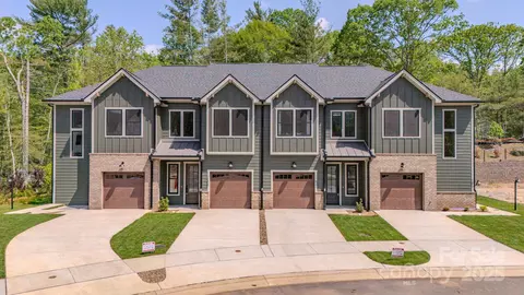 155 Collin 17 Pl #17, Asheville, NC 28804