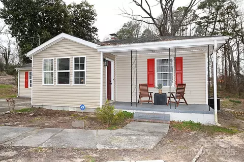 2010 Simmons St, Gastonia, NC 28052