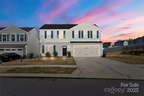 8010 Bruce St, Charlotte, NC 28215