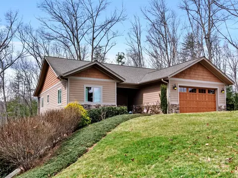 178 Sapphire Pl, Clyde, NC 28721 photo 5