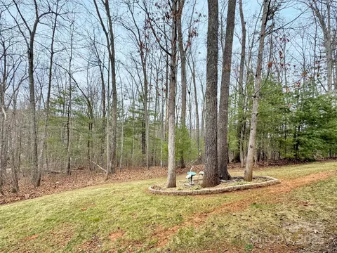 178 Sapphire Pl, Clyde, NC 28721 photo 44