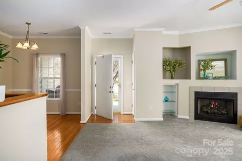 111 Brickwalk W Ct W, Mocksville, NC 27028