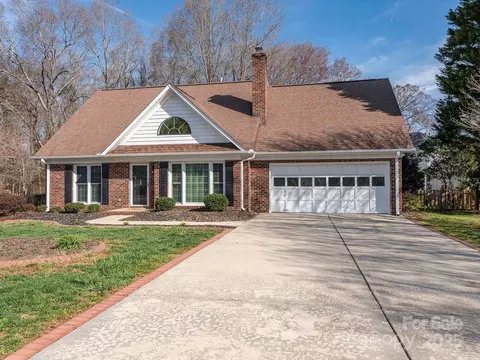 3274 Roberta Farms Sw Ct SW, Concord, NC 28027