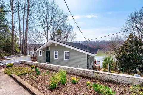 4846 Midway Sand Rd, Hickory, NC 28601