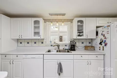 Kitchen - 81 Corn Dr, Cedar Mountain, NC 28718 photo 3 of 3