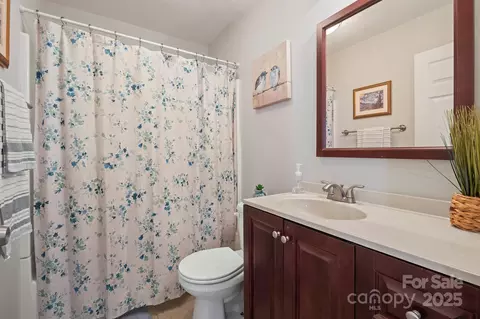 Bath - 4436 Roberta Rd, Concord, NC 28027 photo 4 of 4