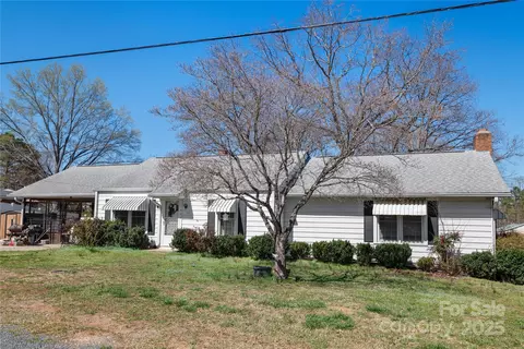 403 E 27th St, Kannapolis, NC 28083