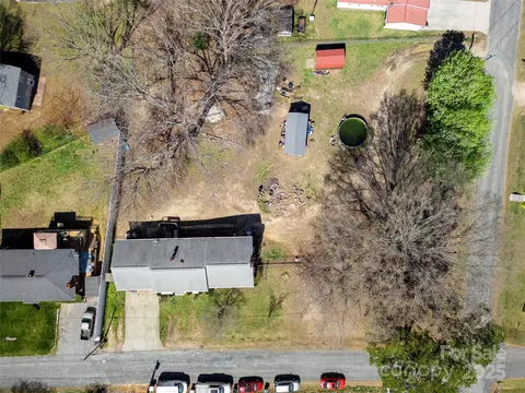 403 E 27th St, Kannapolis, NC 28083 photo 3