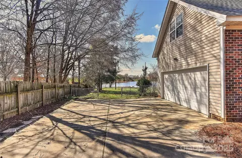 2013 Barkley Cir, Monroe, NC 28112 photo 32