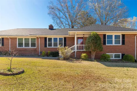 1139 Suttle Rd, Lancaster, SC 29720 photo 4
