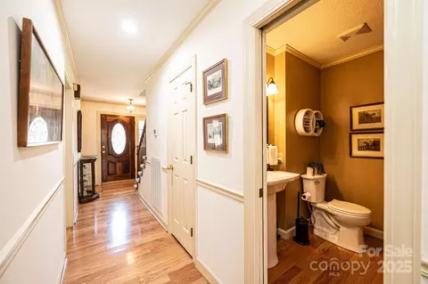Entry Way - 3021 8th Street Ne Ct NE, Hickory, NC 28601 photo 1 of 1