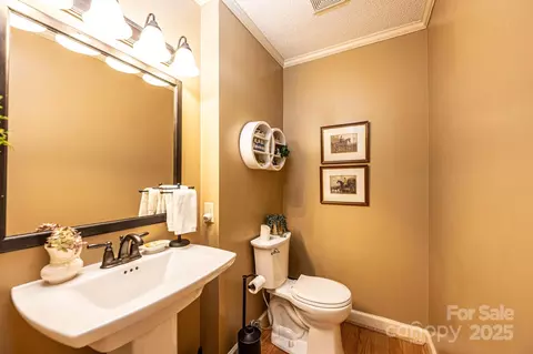 Other - 3021 8th Street Ne Ct NE, Hickory, NC 28601 photo 4 of 8