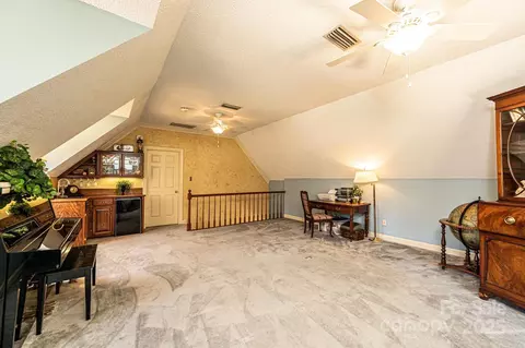 Other - 3021 8th Street Ne Ct NE, Hickory, NC 28601 photo 6 of 8