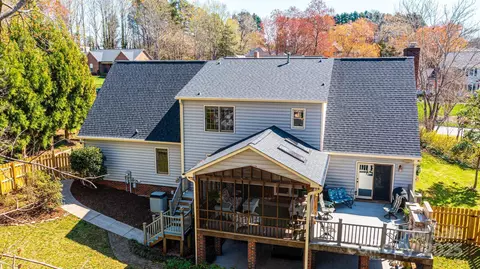 Exterior - 3021 8th Street Ne Ct NE, Hickory, NC 28601 photo 4 of 13