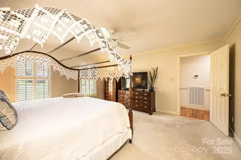 Bedroom - 3021 8th Street Ne Ct NE, Hickory, NC 28601 photo 1 of 9