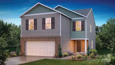 3736 13th Ne St NE, Hickory, NC 28601