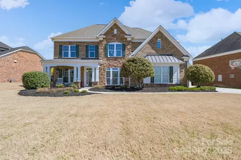 10005 Chimney Dr, Waxhaw, NC 28173