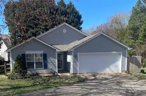 127 Creston Ct, Mooresville, NC 28115