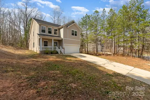 411 Wintergreen 2 Ct #2, Kings Mountain, NC 28086