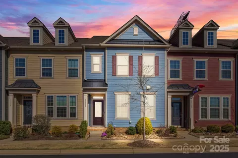 11332 Westbranch Pkwy, Davidson, NC 28036