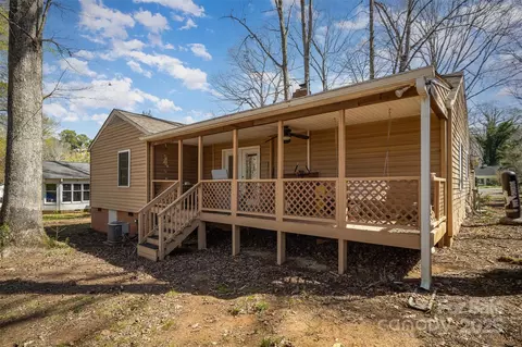 Exterior - 116 S Westover Dr, Monroe, NC 28112 photo 7 of 7