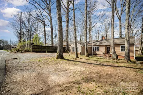 Exterior - 116 S Westover Dr, Monroe, NC 28112 photo 6 of 7