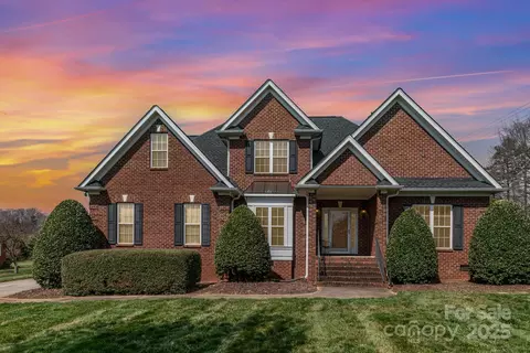 6000 Embassy Ct, Monroe, NC 28110 photo 2
