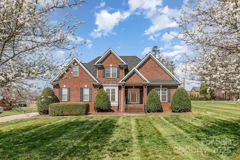 6000 Embassy Ct, Monroe, NC 28110 photo 3