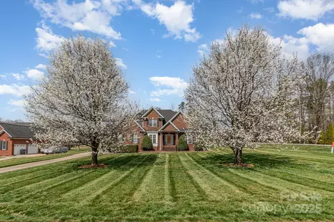 6000 Embassy Ct, Monroe, NC 28110 photo 5