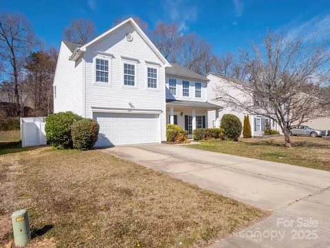 2627 Highland Park Dr, Charlotte, NC 28269